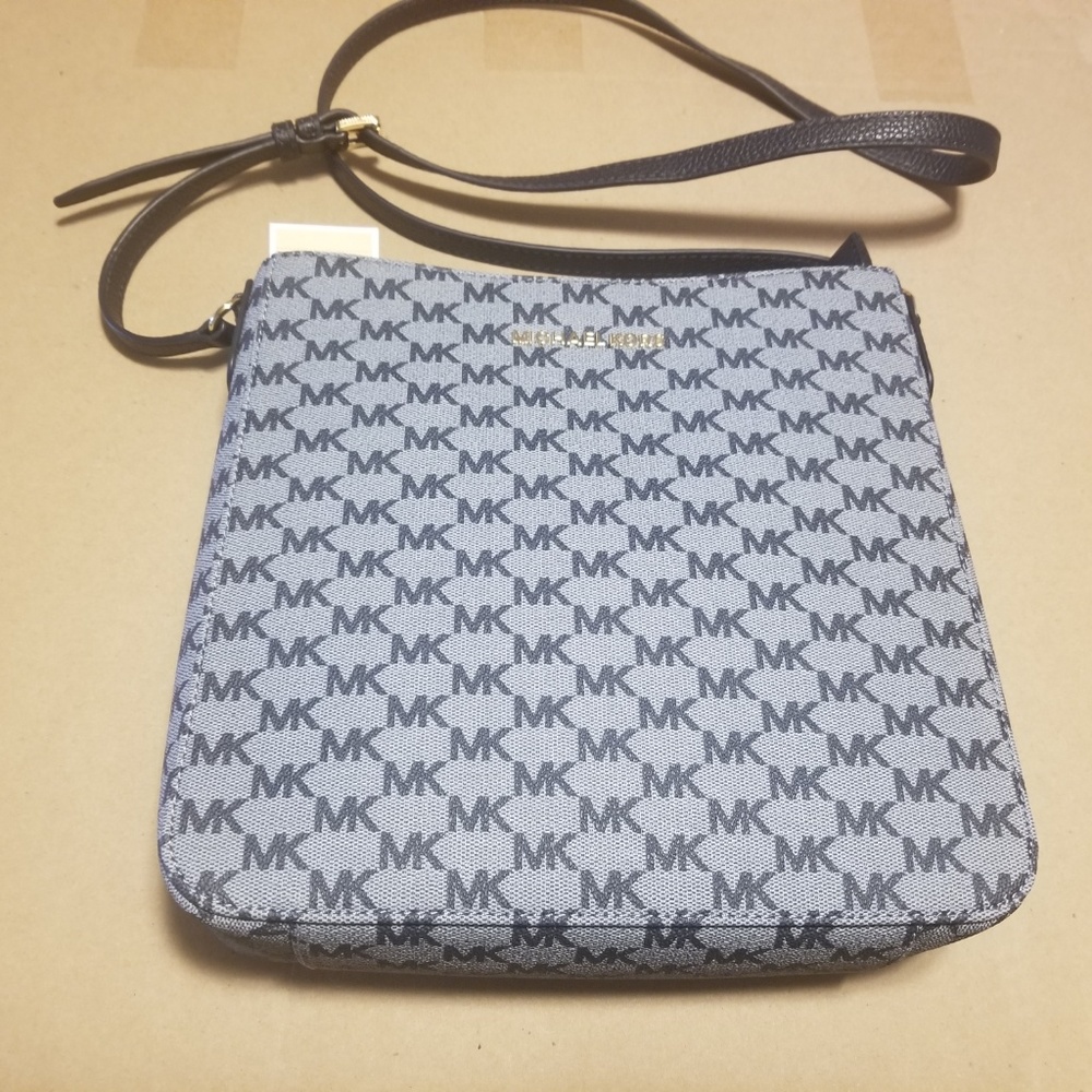 Michael Kors Cross Body Navy